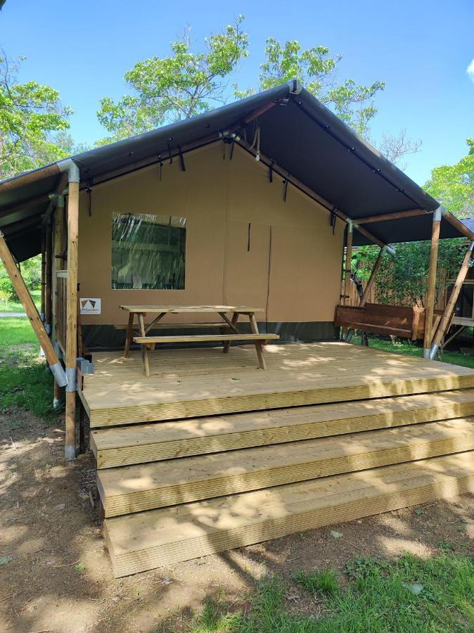 Camping Le Mouliat Ξενοδοχείο Moncrabeau Εξωτερικό φωτογραφία