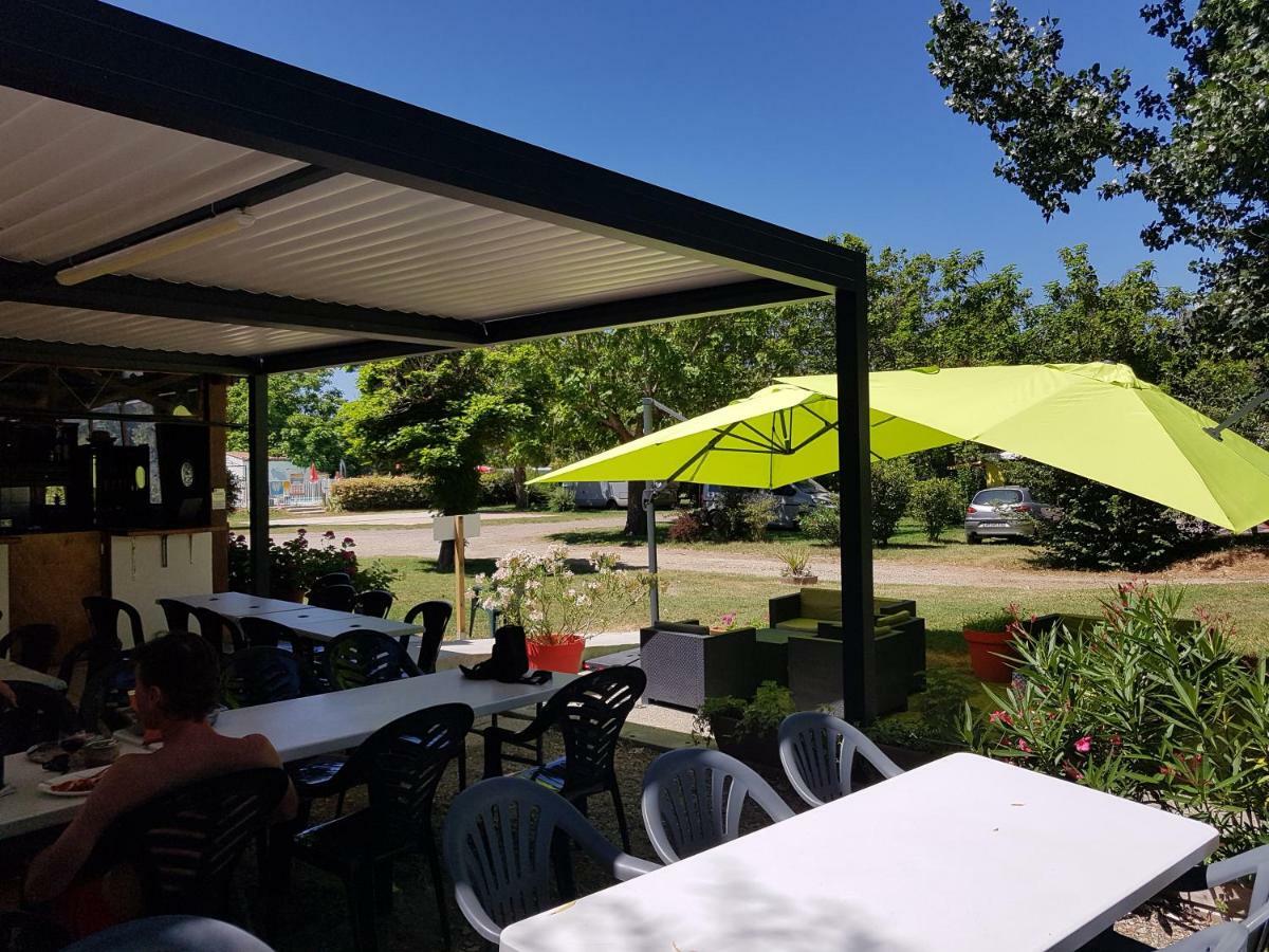 Camping Le Mouliat Ξενοδοχείο Moncrabeau Εξωτερικό φωτογραφία
